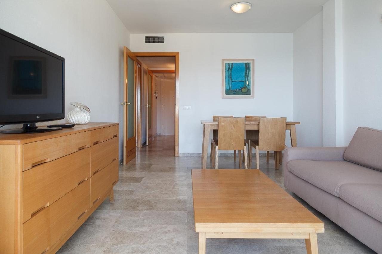 Apartamento Uhc Arinsal Family Complex Salou Habitación foto