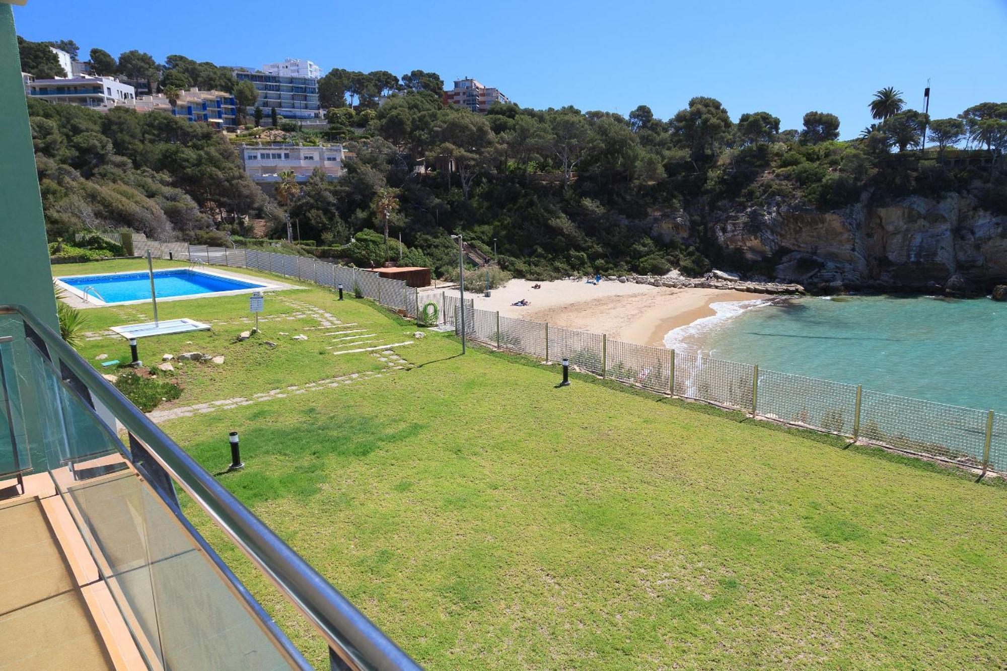 Apartamento Uhc Arinsal Family Complex Salou Habitación foto