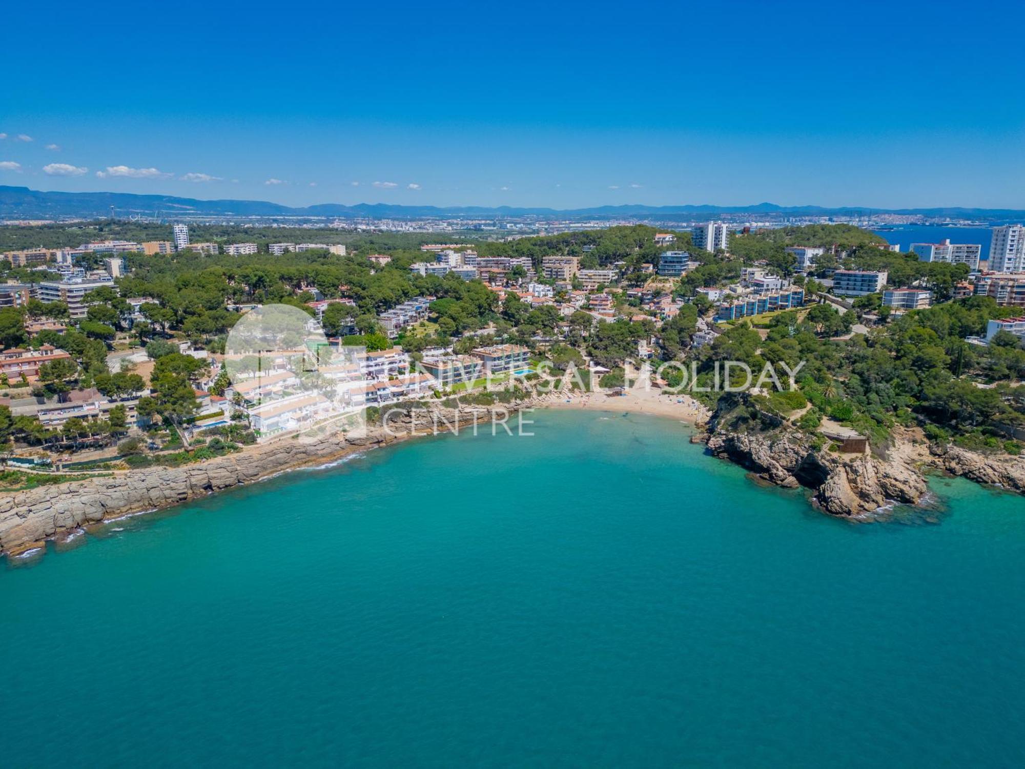 Apartamento Uhc Arinsal Family Complex Salou Habitación foto