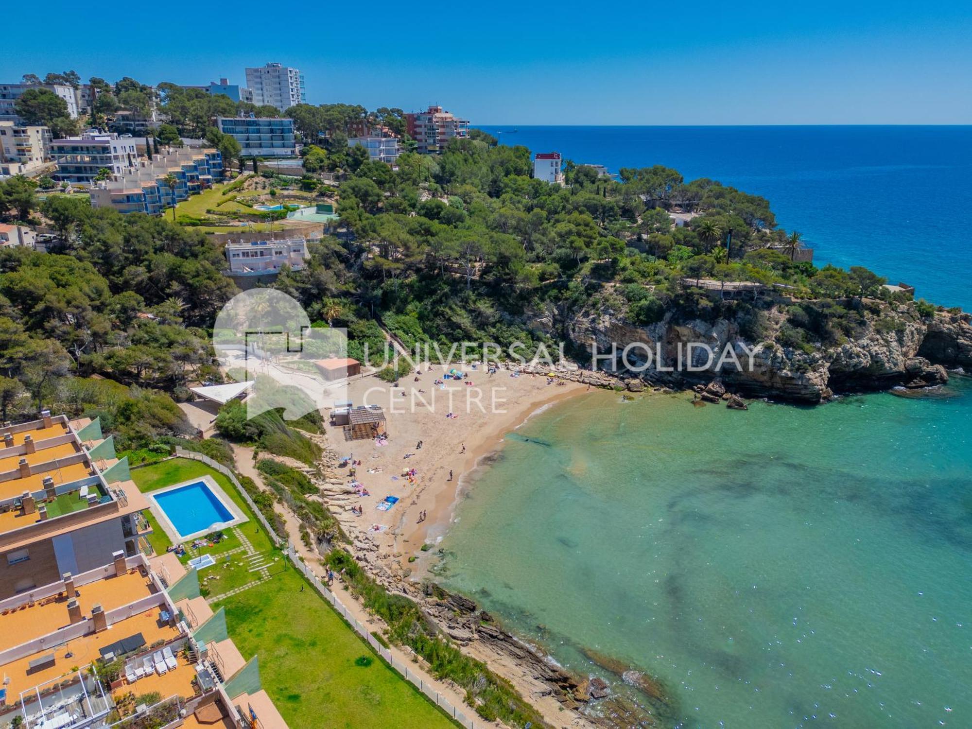 Apartamento Uhc Arinsal Family Complex Salou Habitación foto